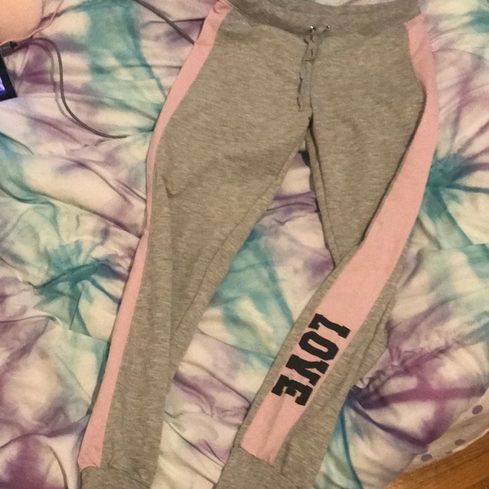 Grey sweatpants. Size M.